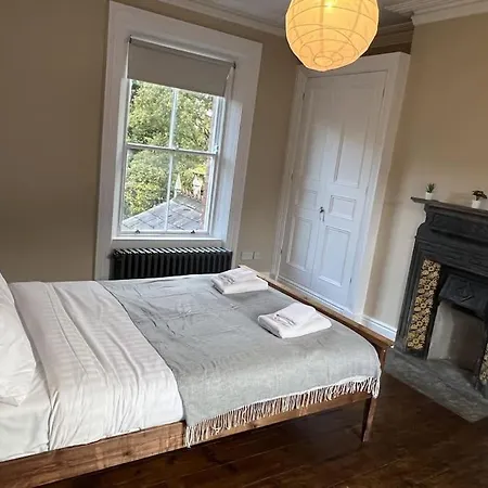 Holiday home Tranquil Retreat In Historic Chapelizod