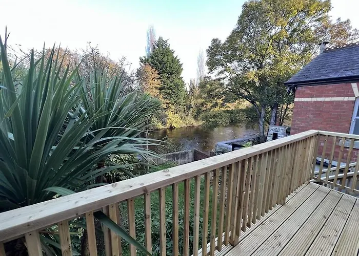 Vakantiehuis Tranquil Retreat In Historic Chapelizod