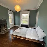 Tranquil Retreat In Historic Chapelizod Tatil Evi Dublin